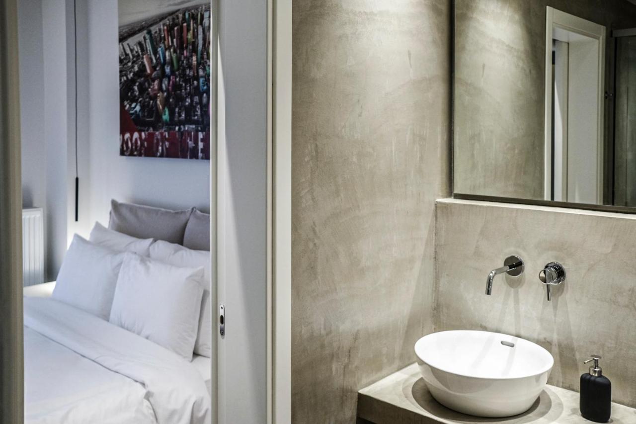 The Lux2 A Gorgeous Apartment سالونيك المظهر الخارجي الصورة
