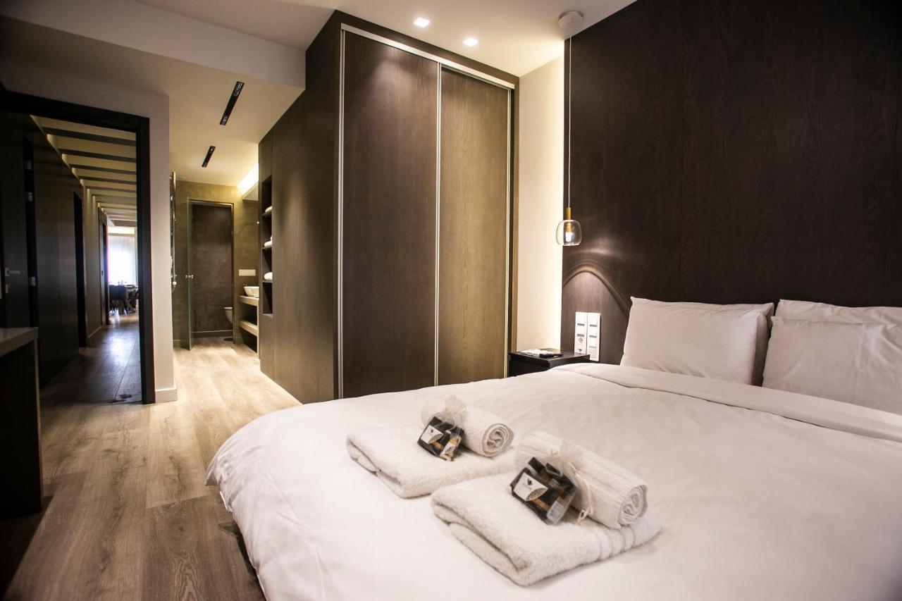 The Lux2 A Gorgeous Apartment سالونيك المظهر الخارجي الصورة