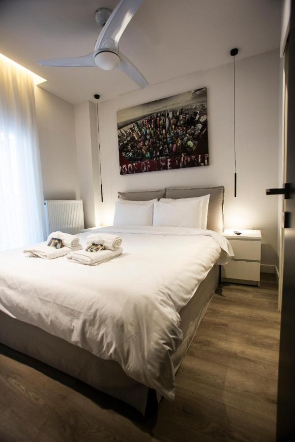 The Lux2 A Gorgeous Apartment سالونيك المظهر الخارجي الصورة