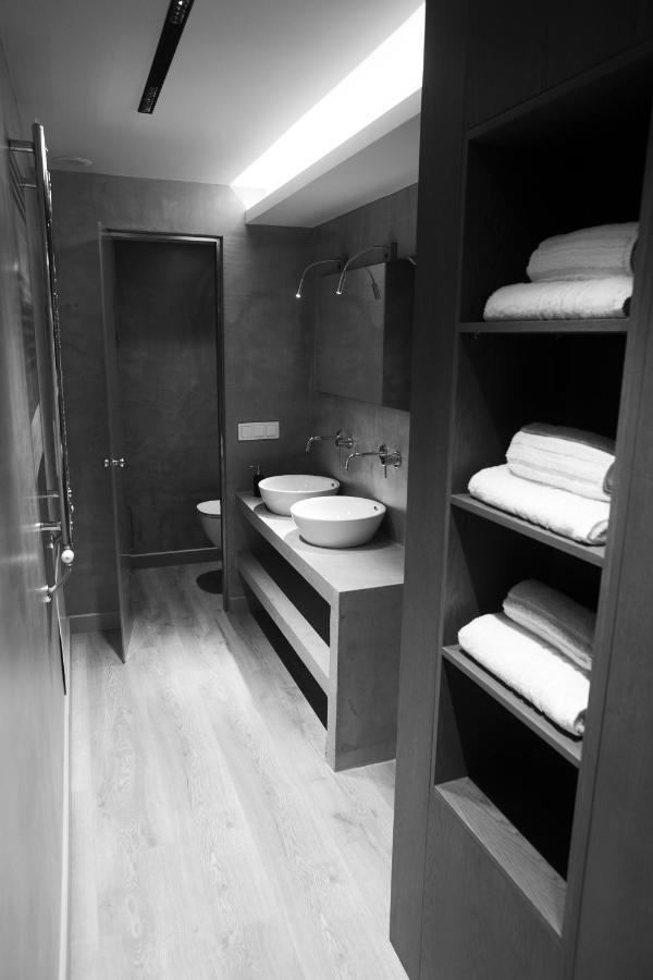 The Lux2 A Gorgeous Apartment سالونيك المظهر الخارجي الصورة