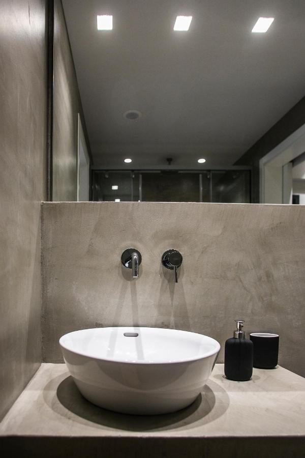 The Lux2 A Gorgeous Apartment سالونيك المظهر الخارجي الصورة
